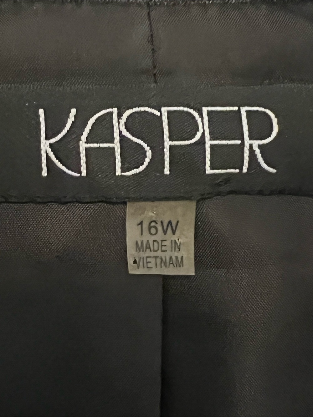Classic Gray Women’s Work Blazer - Picture 5 of 5